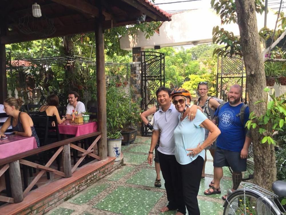 Cheerful Hoi An Hostel Exterior foto