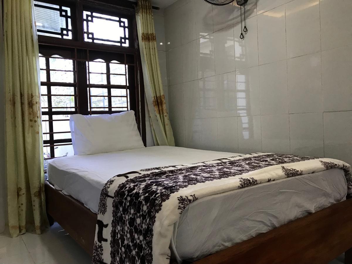 Cheerful Hoi An Hostel Exterior foto