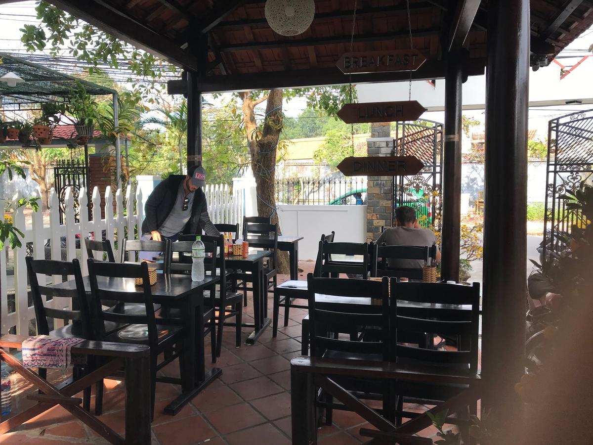 Cheerful Hoi An Hostel Exterior foto