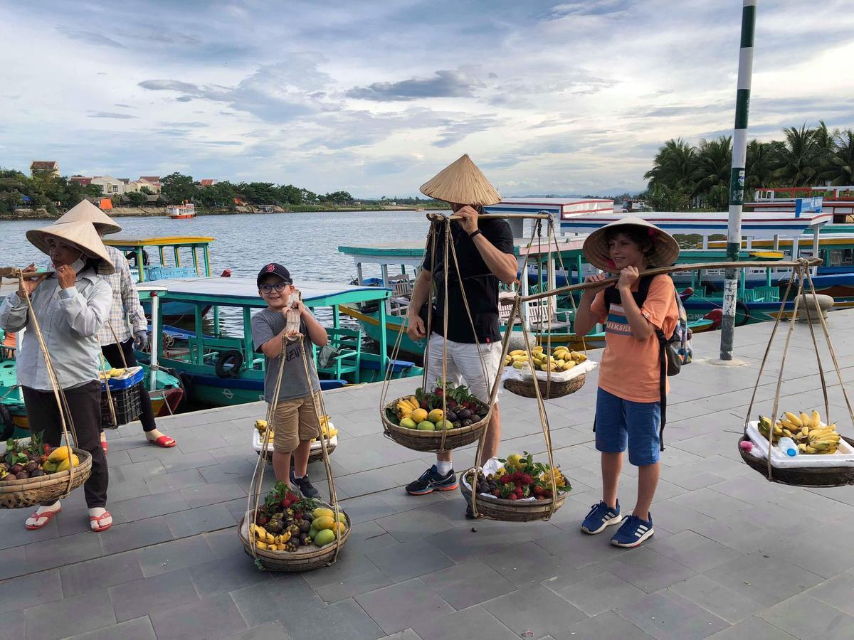 Cheerful Hoi An Hostel Exterior foto